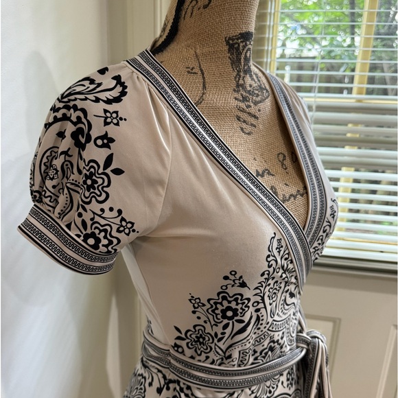 BCBGMaxAzria size S faux wrap black and white top - Picture 10 of 12